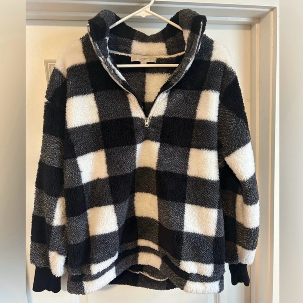 LOFT black and white Checkered Fleece Pullover